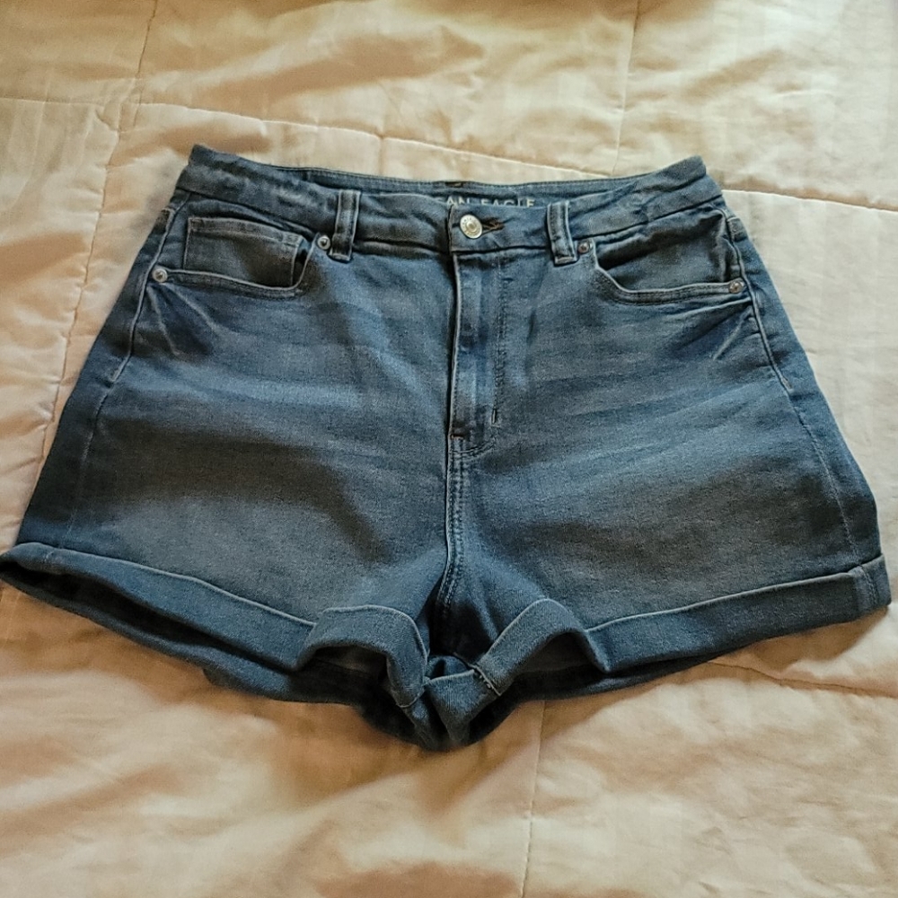 American Eagle Curvy Mom Short